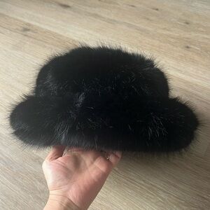 Emma brewin style black hat